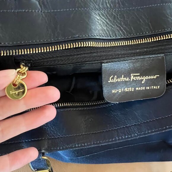 Ferragamo *LOW START* Navy Blue Grosgrain Vara Bag - Picture 8 of 12